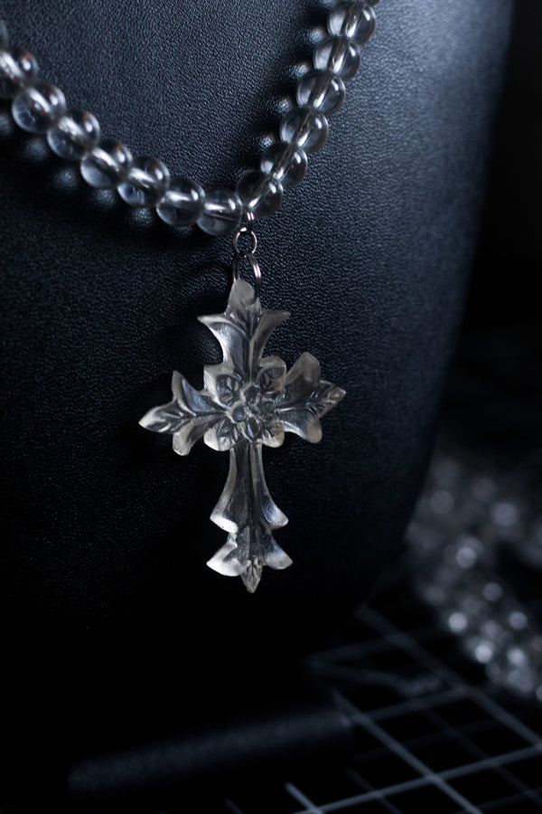 Fleurette Cross Chain